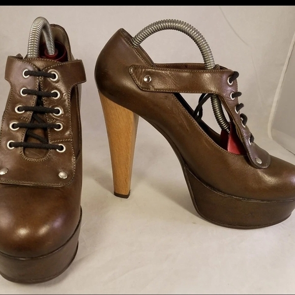 Brown Platform Heels - Picture 4 of 9